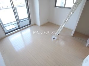 0000000001135159645230000666360_3